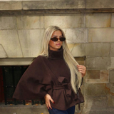Chloe | Sacou cu Guler Înalt și Curea