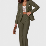 Costum Elegant Rosalind cu Sacou și Pantaloni