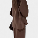 Eli Compleu oversized cu top cu decolteu în V și pantaloni drepți