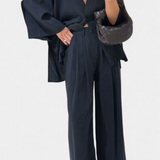 Eli set oversized cu top cu decolteu în V și pantaloni drepți