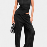 Compleu Pilarica Plisat cu Top Asimetric și Pantaloni Fluturând